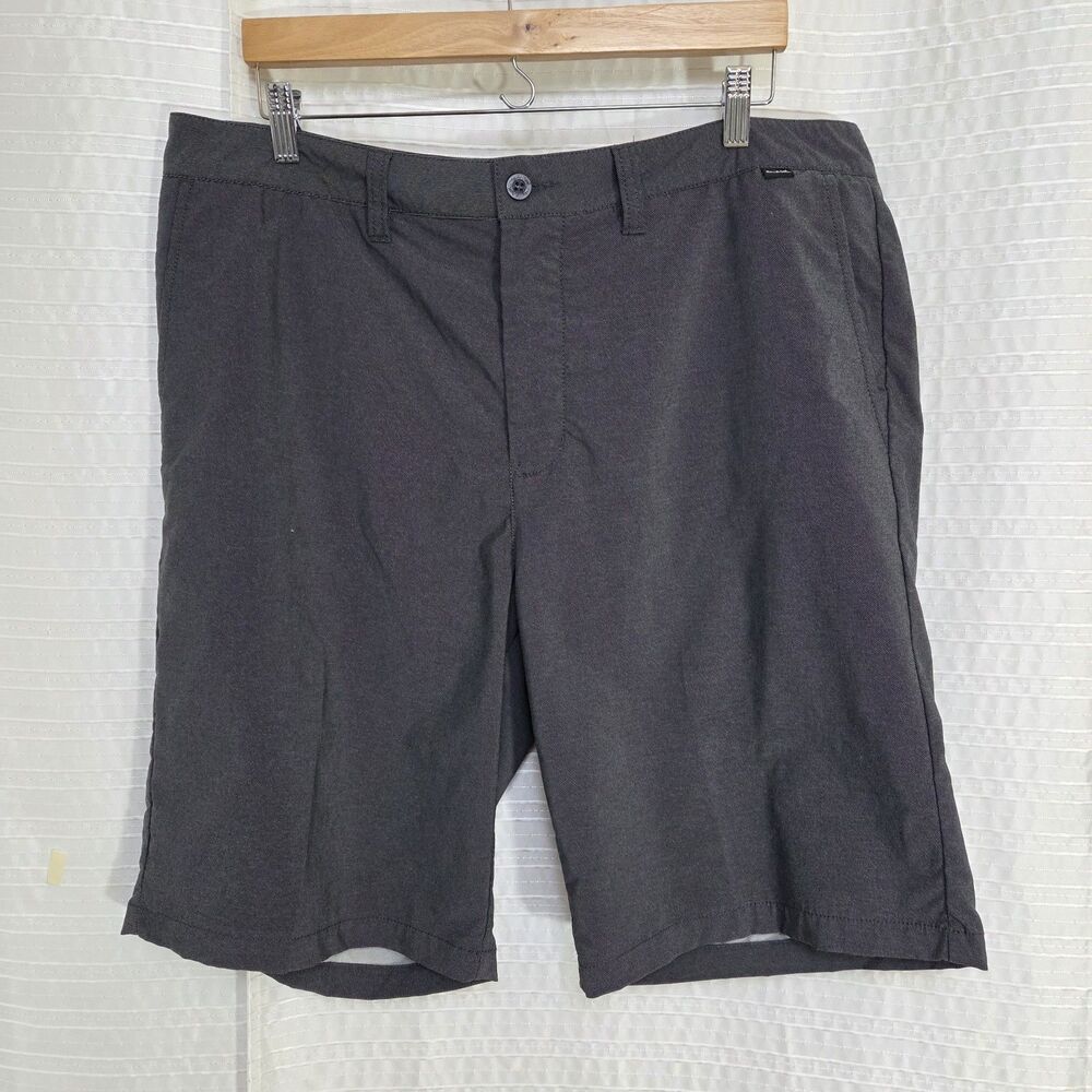 Travis Mathew Wanderlust Golf Shorts Mens 38x11 Charcoal Ripstop Micro Weave